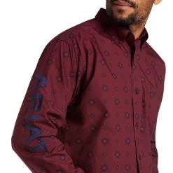Ariat® Men's Team Wade Pomegranate Button Down Shirt 10038086 8 Ariat® Men's Team Wade Pomegranate Button Down Shirt 10038086 -ARIAT Cowboy Gear F21 MNS WEST 10038086 detail01