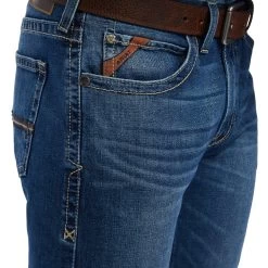 Ariat® Men's M2 Traditional Relaxed Cutler Bootcut Jeans 10041100 11 Ariat® Men's M2 Traditional Relaxed Cutler Bootcut Jeans 10041100 -ARIAT Cowboy Gear F22 MNS WEST 10041100 detail01