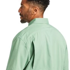 Ariat Men's Venttek Classic Turf Green Short Sleeve Shirt 10039373 -ARIAT Cowboy Gear S22 MNS WEST 10039373 detail02