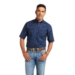 Ariat® Men's Tremaine Skyfall Blue Classic Button Down Shirt 10039757