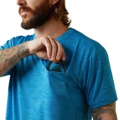 Ariat® Men's Rebar Evolution Athletic Fit Scuba Blue T-Shirt 10043325 15 Ariat® Men's Rebar Evolution Athletic Fit Scuba Blue T-Shirt 10043325 -ARIAT Cowboy Gear S23 MNS WORK 10043325 detail03