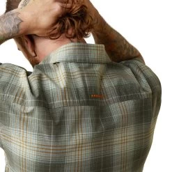 Ariat® Men's Rebar Made Tough DuraStretch™ Green Plaid Shirt 10043490 -ARIAT Cowboy Gear S23 MNS WORK 10043490 detail02